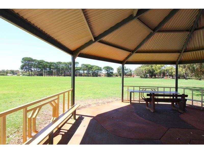 43 Ochiltree Way, Kardinya WA 6163