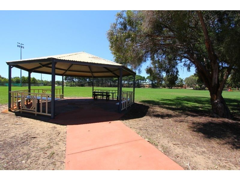43 Ochiltree Way, Kardinya WA 6163
