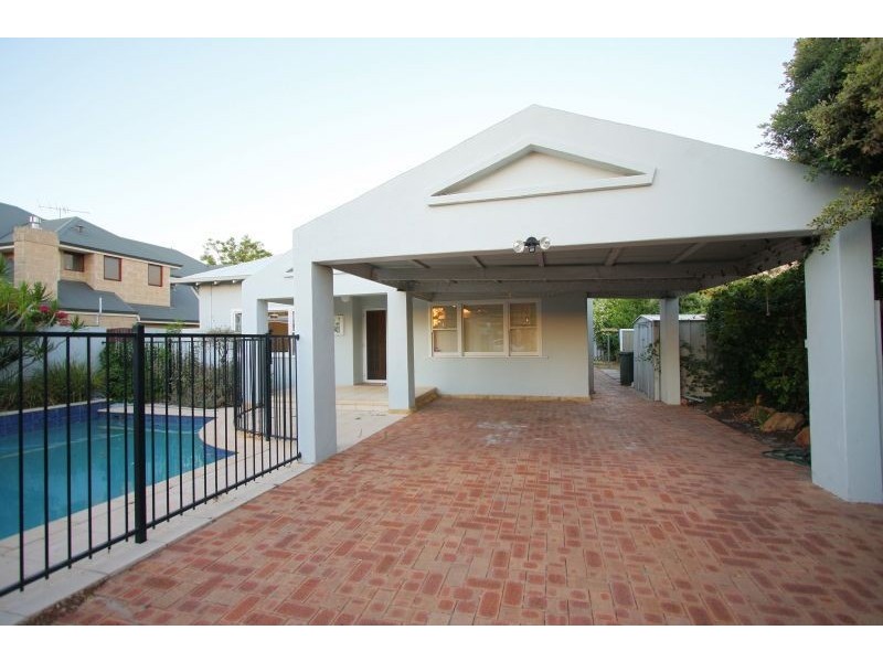 40 Tain Street, Applecross WA 6153