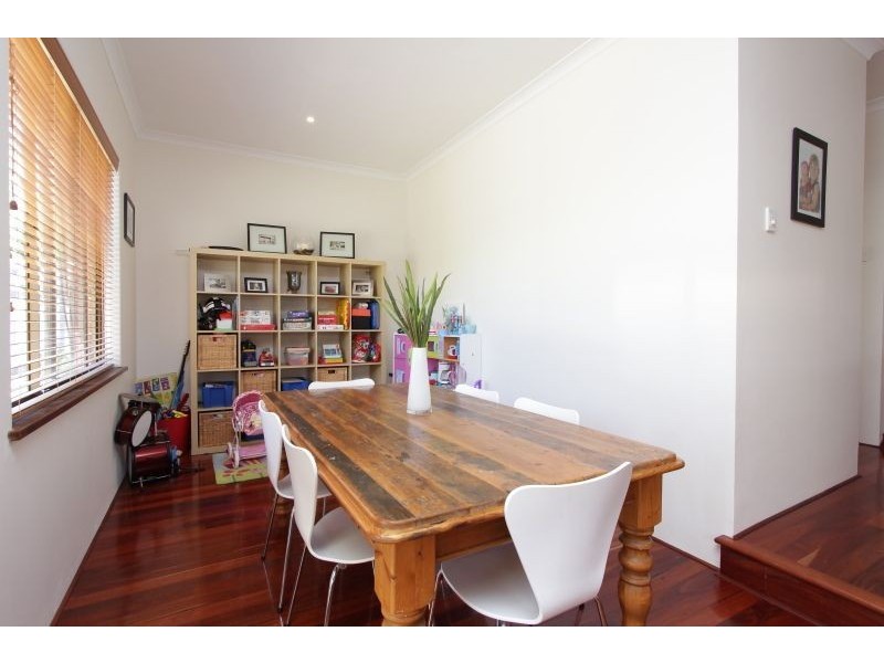 16 Spargo Street, Myaree WA 6154