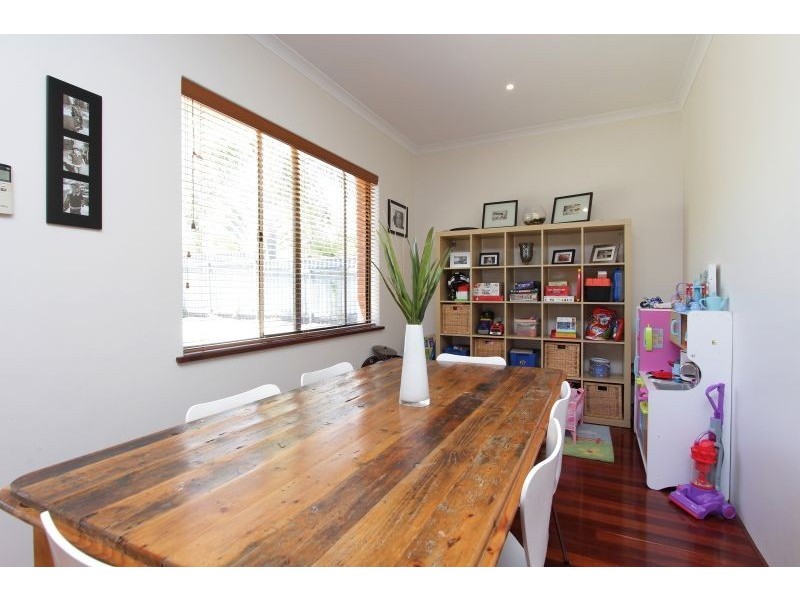 16 Spargo Street, Myaree WA 6154