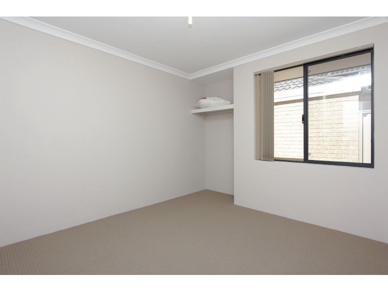 10 Scarpview Road, East Cannington WA 6107