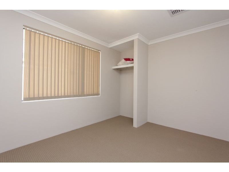 10 Scarpview Road, East Cannington WA 6107