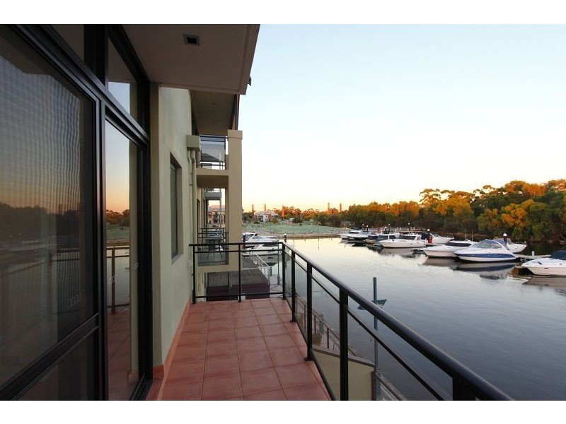12/51 Tidewater Way, Ascot WA 6104