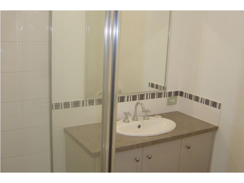 1/13-15 James Street, Cannington WA 6107