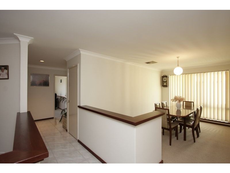 6 Cooper Ridge, Winthrop WA 6150