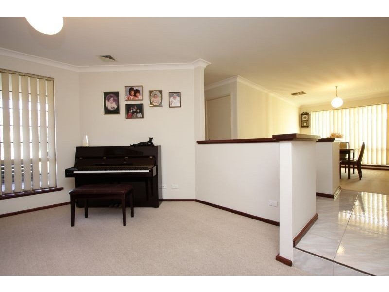 6 Cooper Ridge, Winthrop WA 6150