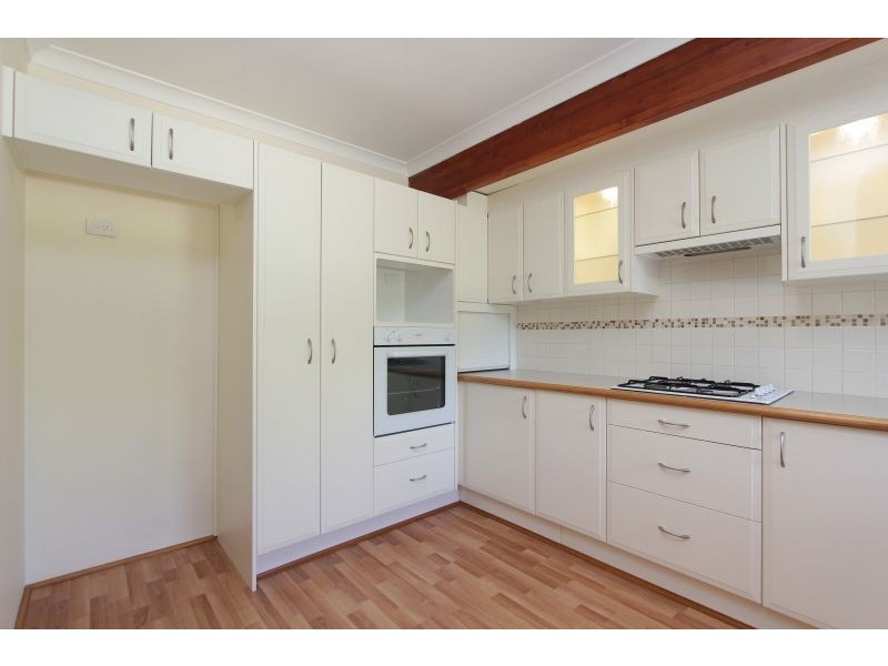 4 Hackett Pass, Winthrop WA 6150