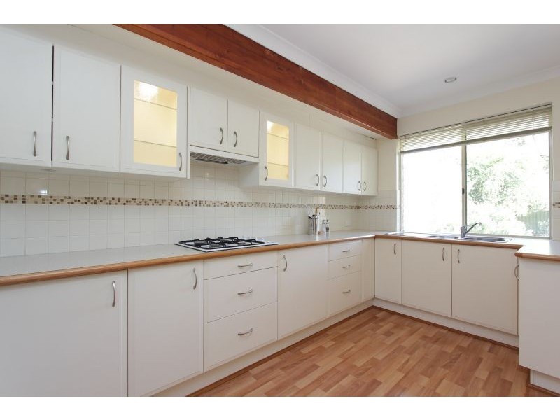 4 Hackett Pass, Winthrop WA 6150