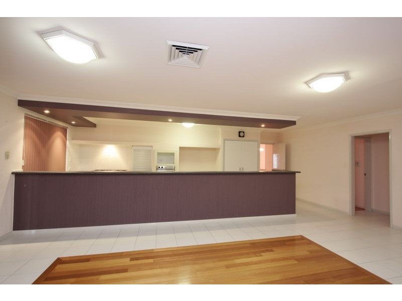 3 Law Court, Winthrop WA 6150