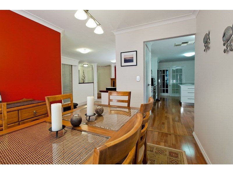 4 Yeldon Tor, Winthrop WA 6150