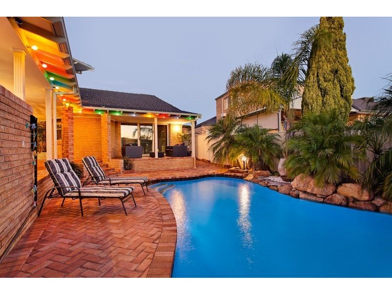 2 Storrs Place, Winthrop WA 6150