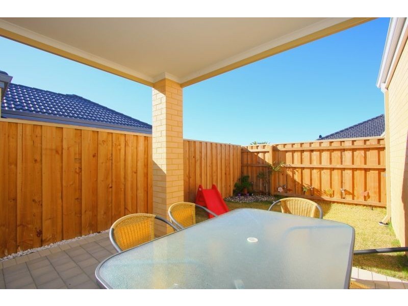 7 Malting Court, Canning Vale WA 6155