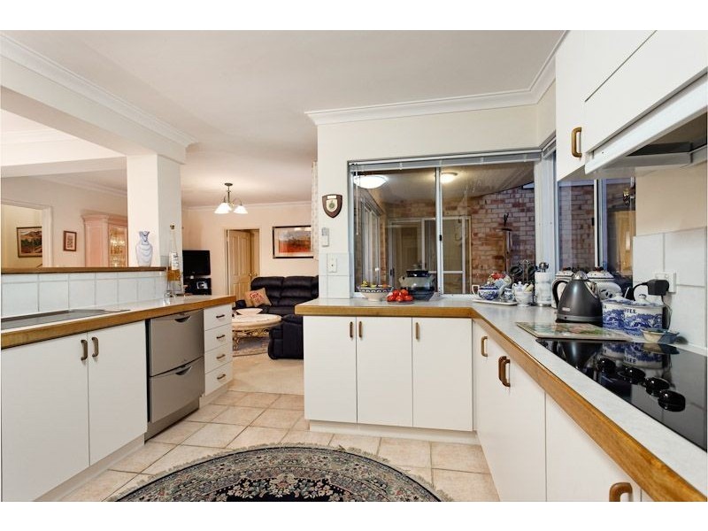 19 Barnard Street, Alfred Cove WA 6154