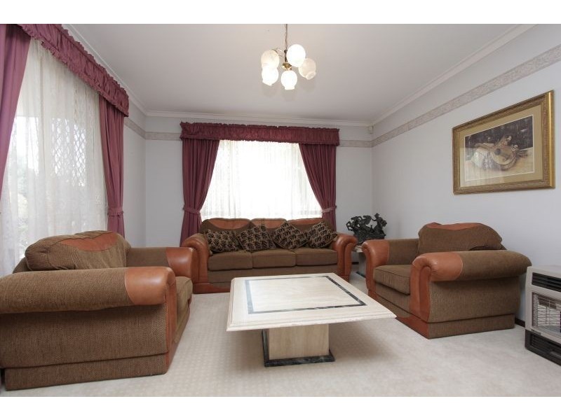 28 Jackson Avenue, Winthrop WA 6150