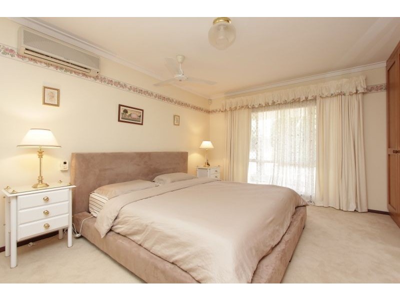 28 Jackson Avenue, Winthrop WA 6150