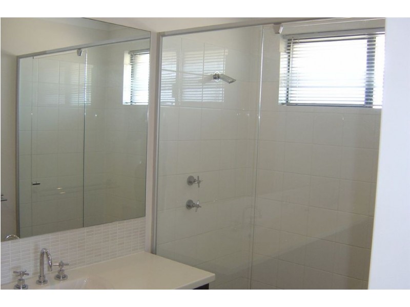 16A Lowes Street, Cloverdale WA 6105