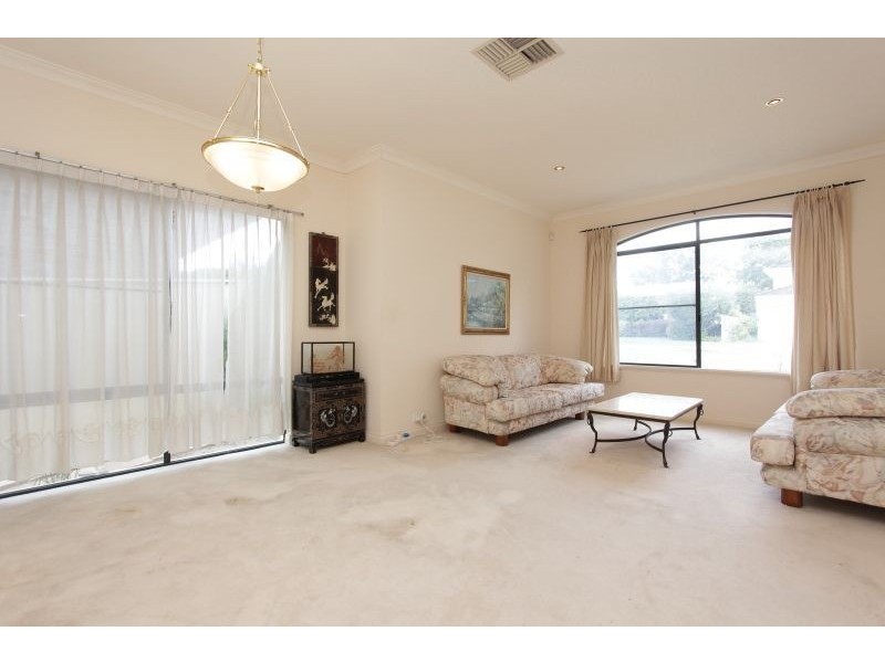 11C Troy Street, Applecross WA 6153