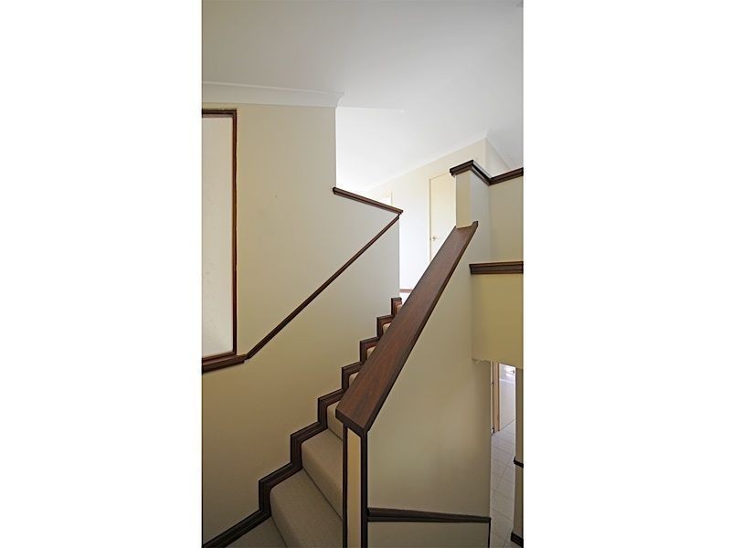 7 Rossiter Way, Winthrop WA 6150