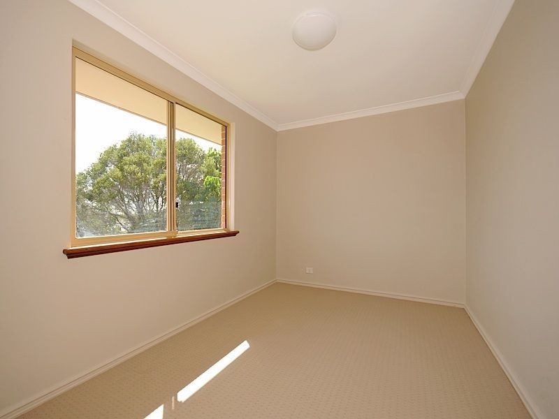 7 Rossiter Way, Winthrop WA 6150