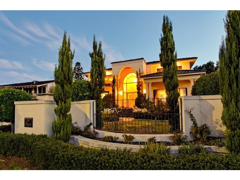 140 Burke Drive, Attadale WA 6156