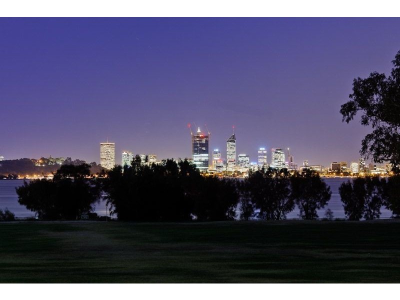 140 Burke Drive, Attadale WA 6156