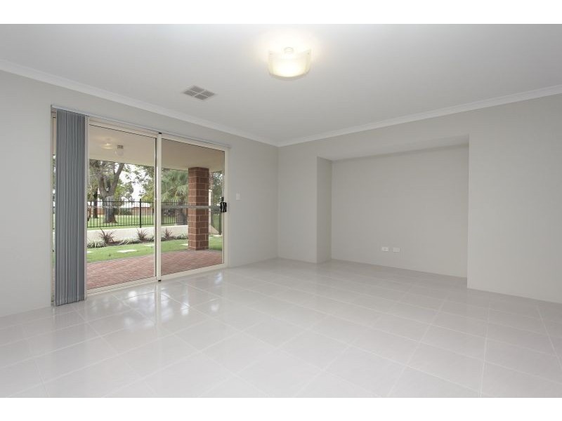 5 Delrosso Place, O’connor WA 6163