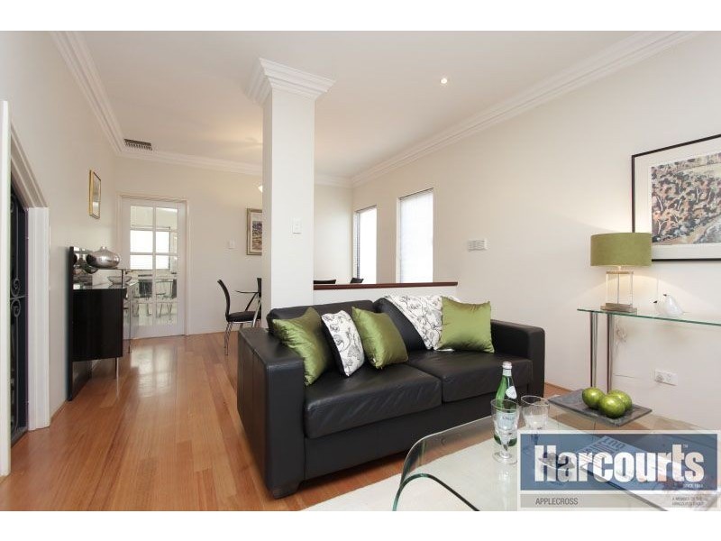 8 Hesford Avenue, Mount Pleasant WA 6153