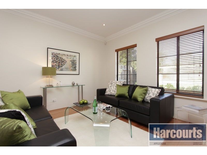 8 Hesford Avenue, Mount Pleasant WA 6153