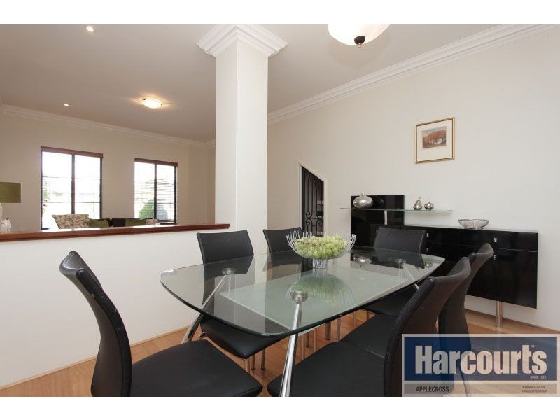 8 Hesford Avenue, Mount Pleasant WA 6153