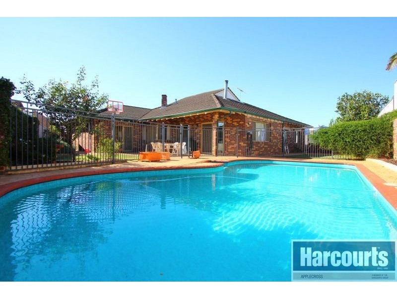 17 Alsop Place, Kardinya WA 6163