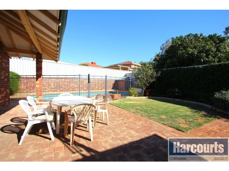 17 Alsop Place, Kardinya WA 6163