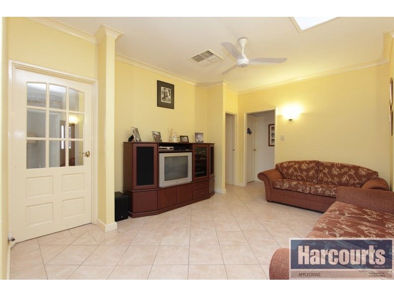 17 Alsop Place, Kardinya WA 6163