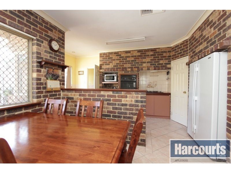 17 Alsop Place, Kardinya WA 6163