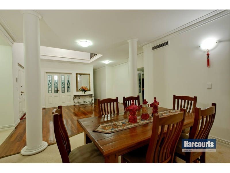 6 Pearce Ridge, Winthrop WA 6150