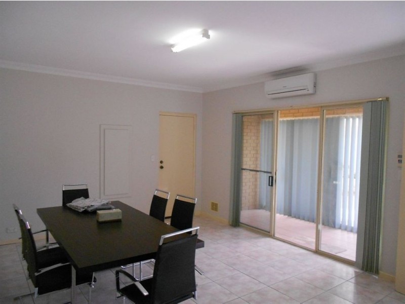 27 Jackson Avenue, Winthrop WA 6150