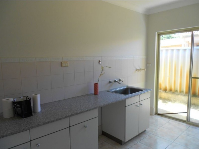 27 Jackson Avenue, Winthrop WA 6150