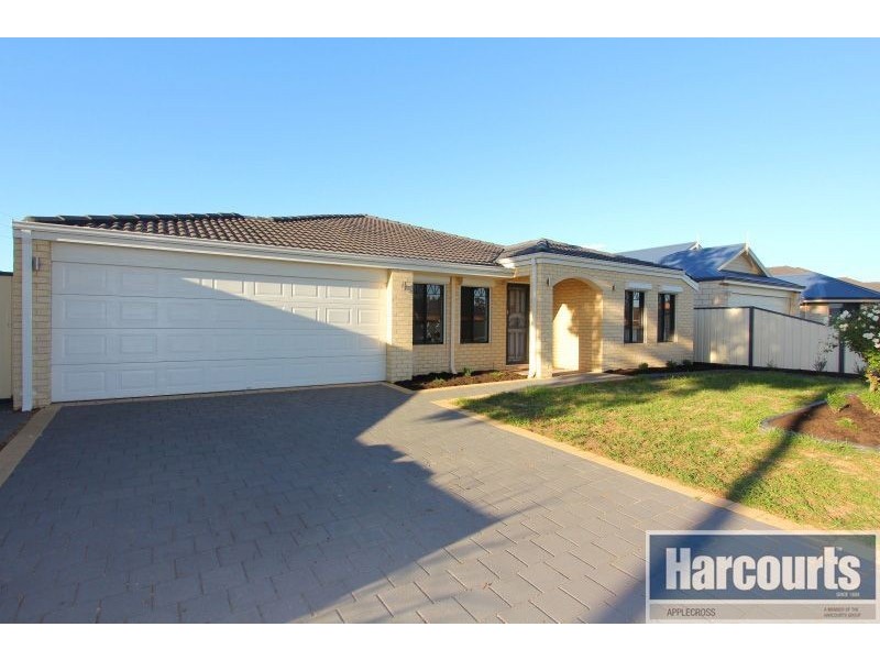 66 Sheffield Road, Wattle Grove WA 6107