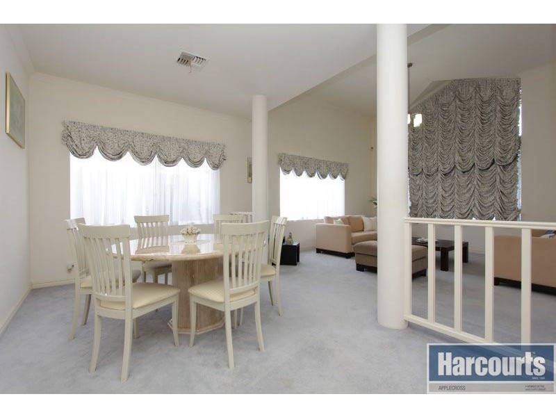 38 Houghton Way, Winthrop WA 6150