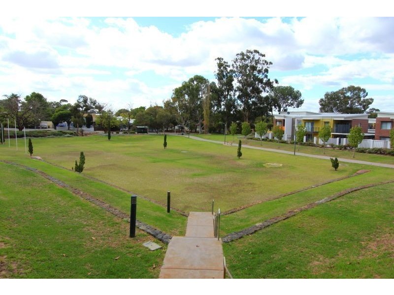 3 Lupin Hill Grove, Nedlands WA 6009