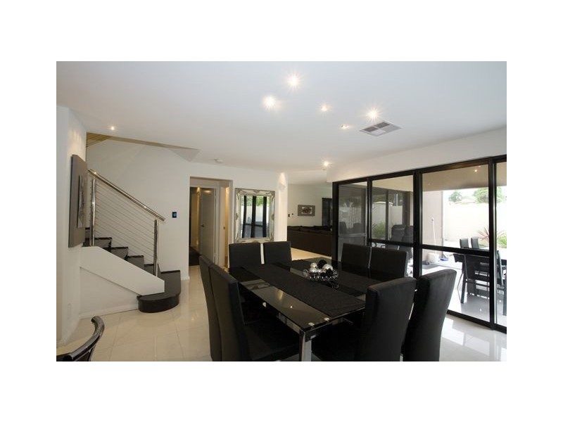 a/388 Karrinyup Road, Karrinyup WA 6018