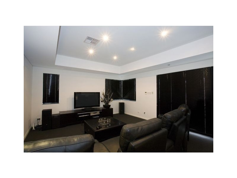 a/388 Karrinyup Road, Karrinyup WA 6018