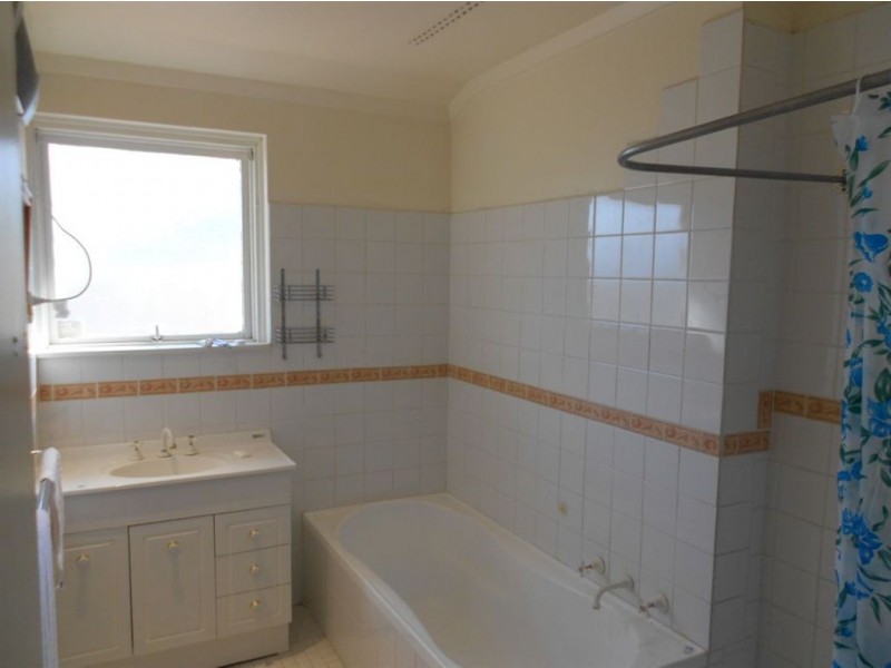 43 Ochiltree Way, Kardinya WA 6163
