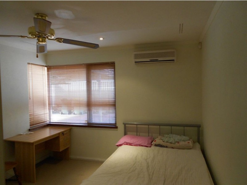 43 Ochiltree Way, Kardinya WA 6163