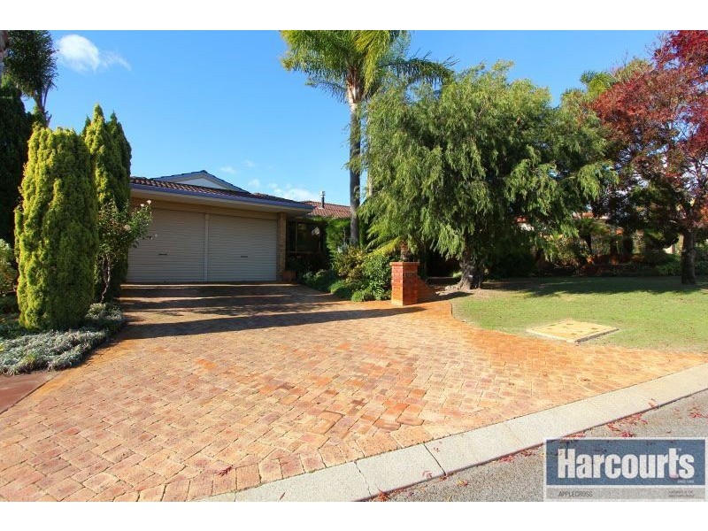 20 Gamblen Way, Winthrop WA 6150