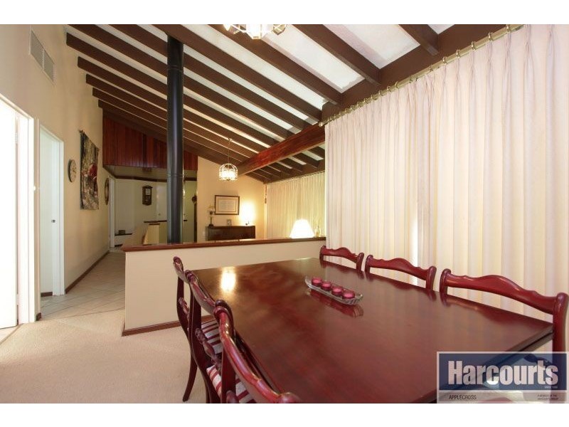 20 Gamblen Way, Winthrop WA 6150