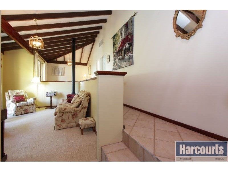 20 Gamblen Way, Winthrop WA 6150