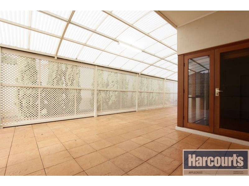 10 Atkins Road, Applecross WA 6153
