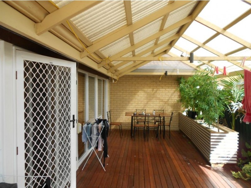 20A Henning Crescent, Manning WA 6152