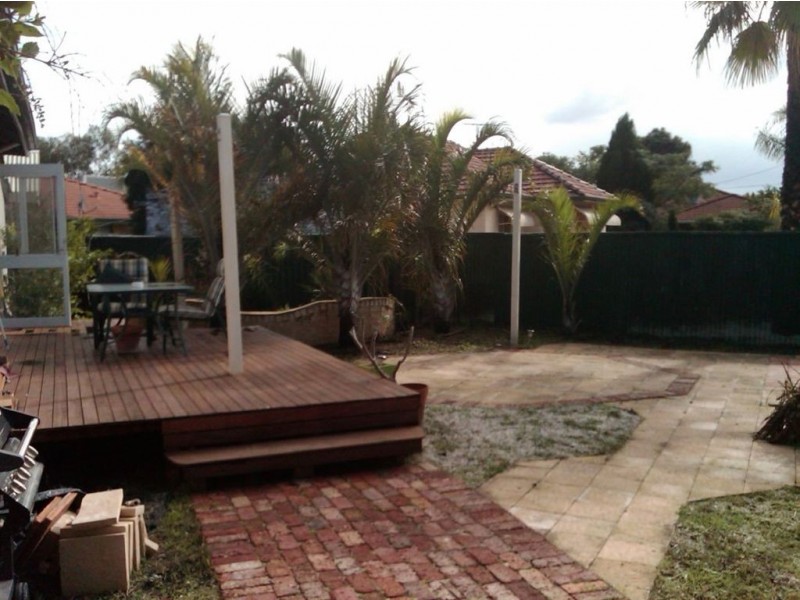 20A Henning Crescent, Manning WA 6152
